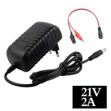 DC 15V 1A 1000mA Strømadapter 100 - 240V 2.5mm x 5.5mm